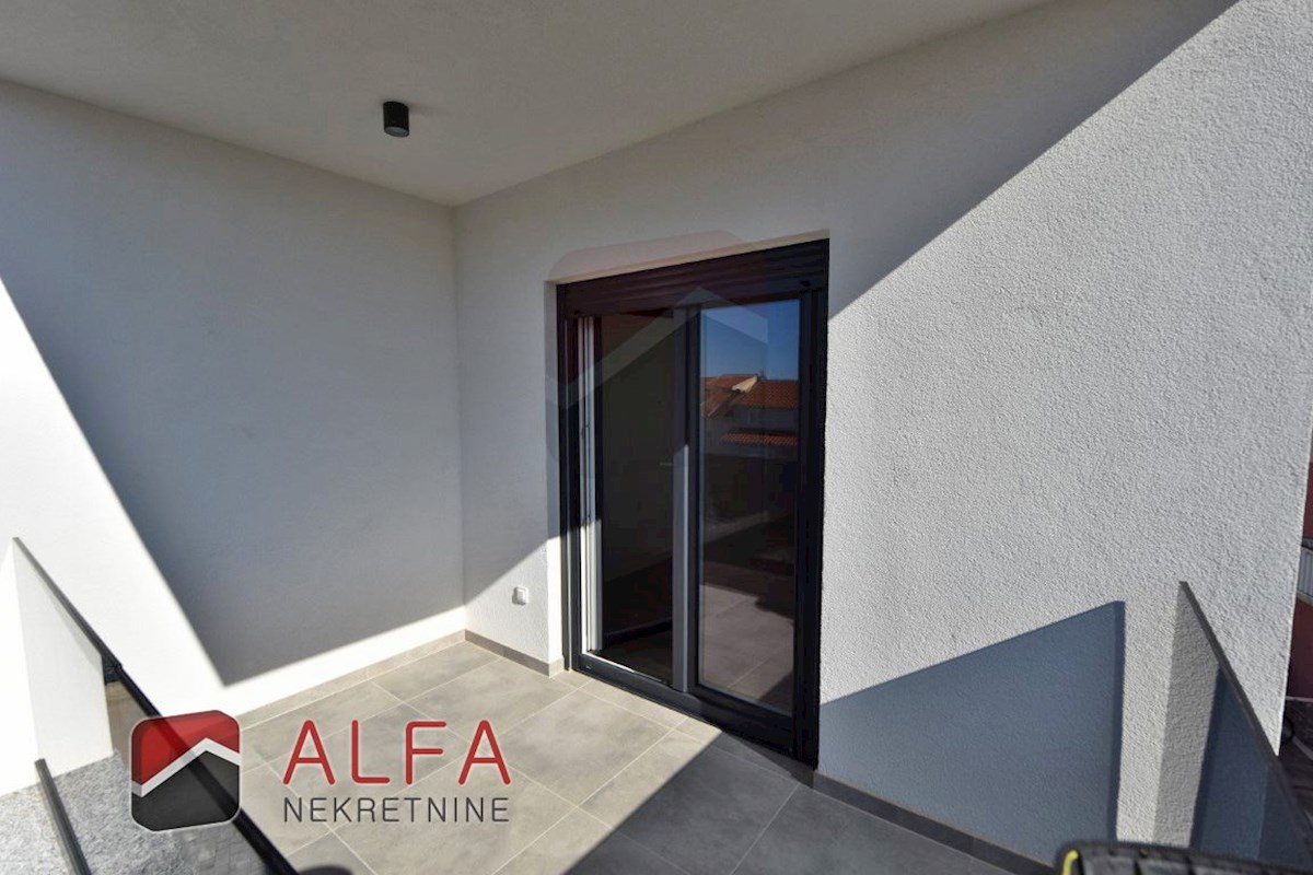 Croazia, Vodice – nuovo appartamento confortevole in vendita, secondo piano, riscaldamento a pavimento