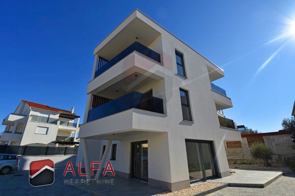 Croazia, Vodice – nuovo appartamento confortevole in vendita, secondo piano, riscaldamento a pavimento