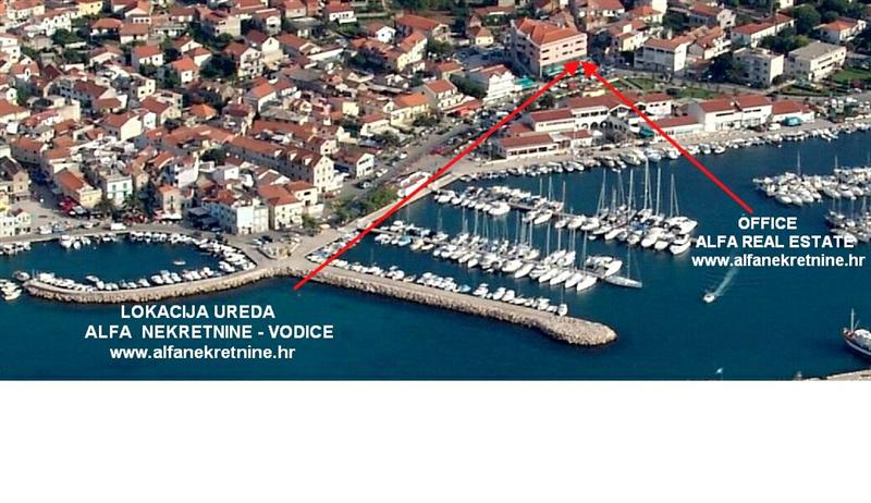 Croazia, Vodice, nuovo appartamento di lusso con terrazza sul tetto e vista mare in vendita