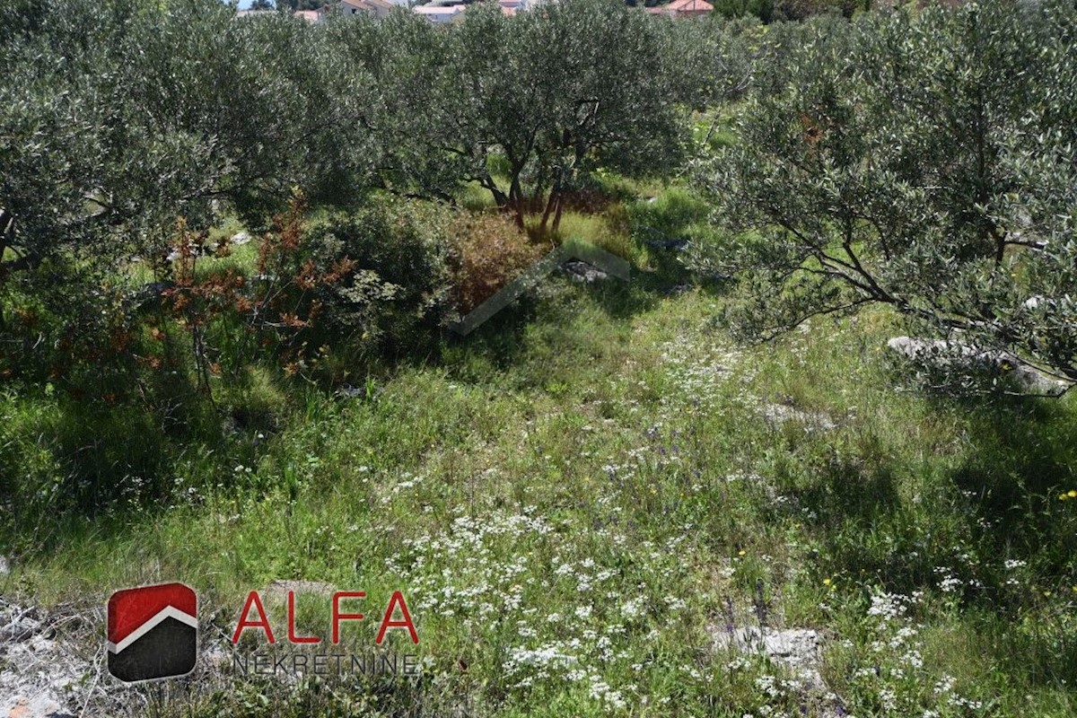 Croazia, Tribunj, terreno edificabile in vendita