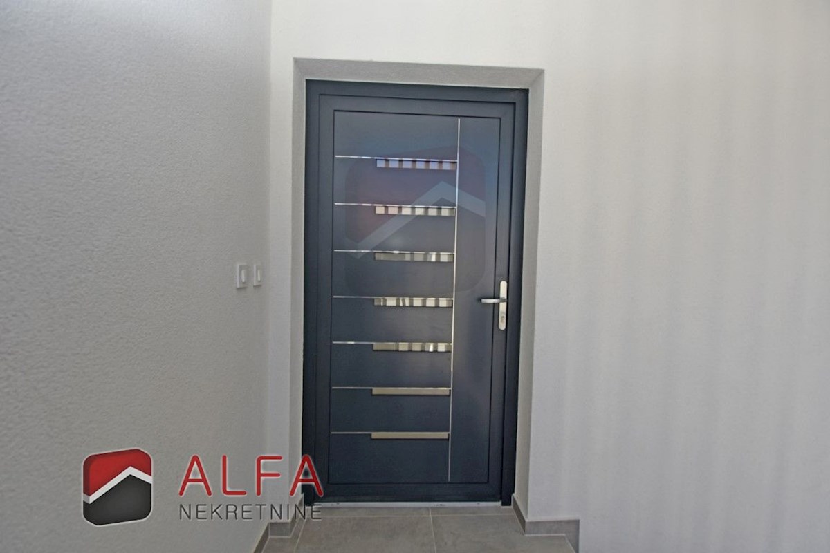 Croazia, Vodice – nuovo appartamento confortevole in vendita, secondo piano, riscaldamento a pavimento