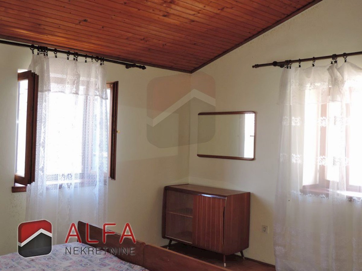Croazia, Isola di Prvić, Šepurine, antica casa in pietra in vendita con vista mare