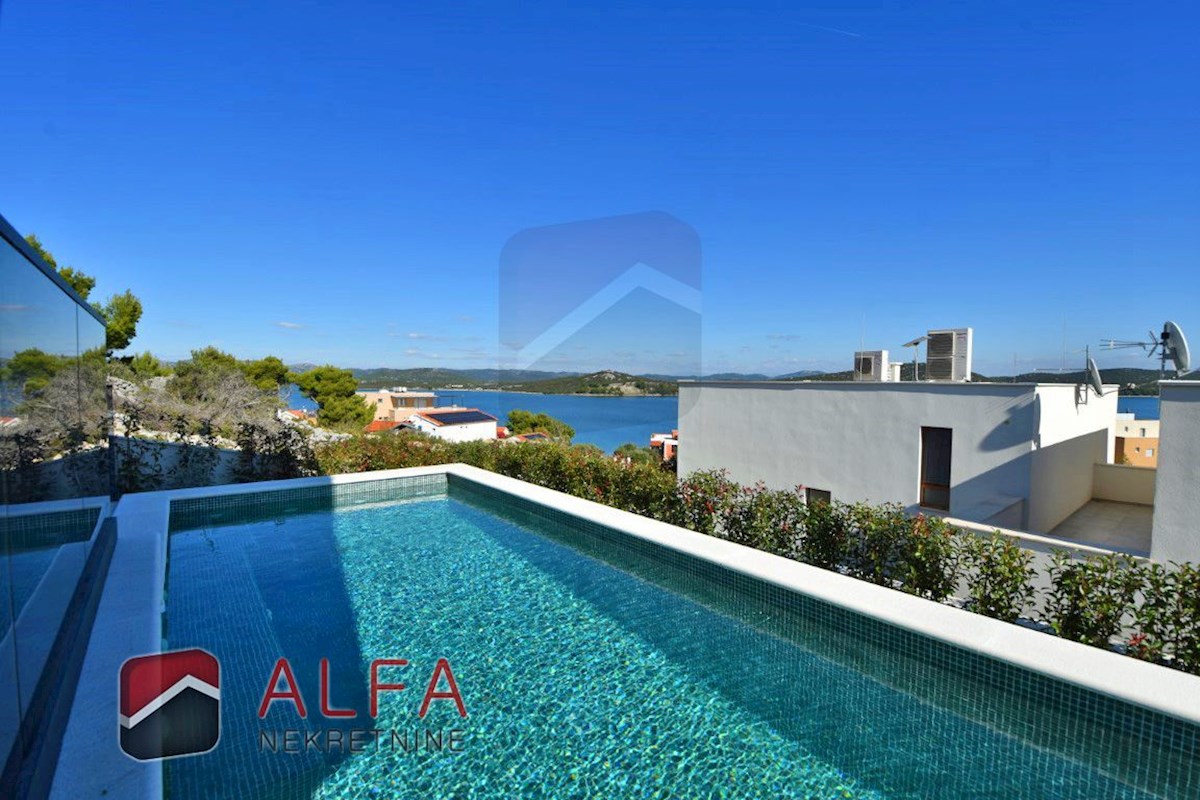 Croazia, Isola di Murter, Betina – ATTRAENTE – nuova villa di lusso per famiglie in vendita, piscina, garage e vista mare