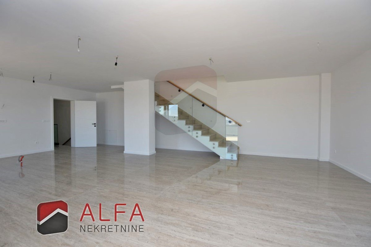 Croazia, Isola di Murter, Betina – ATTRAENTE – nuova villa di lusso per famiglie in vendita, piscina, garage e vista mare