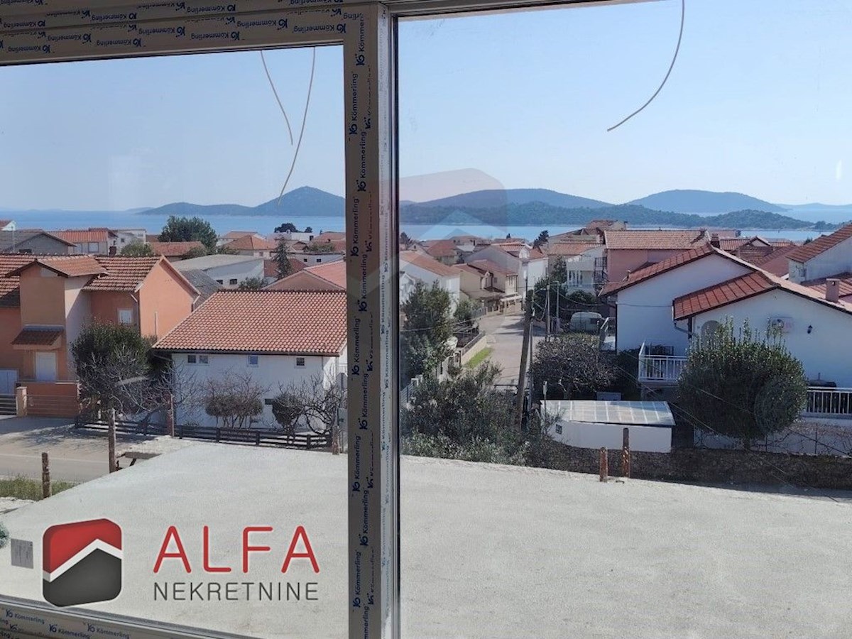 Croazia, Tribunj – appartamento nuovo in vendita, secondo piano, vista mare