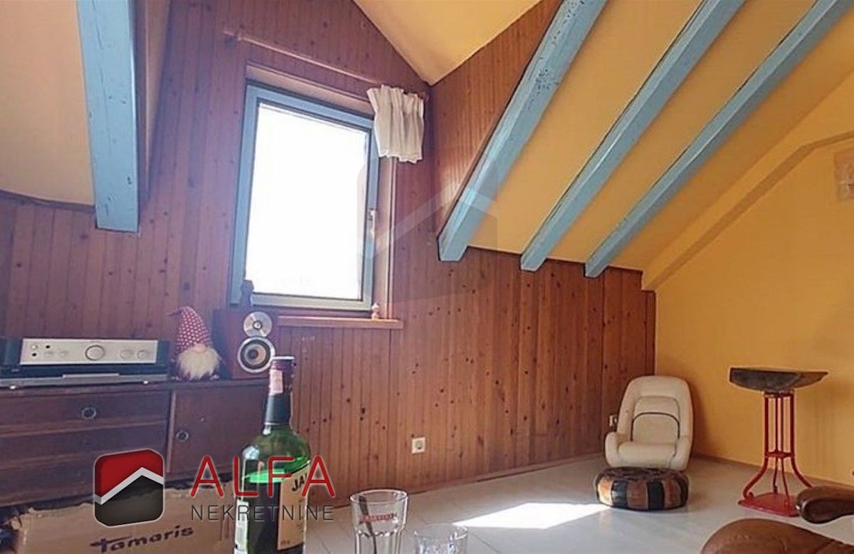 Croazia, Isola di Prvić, Šepurine, antica casa in pietra in vendita con vista mare