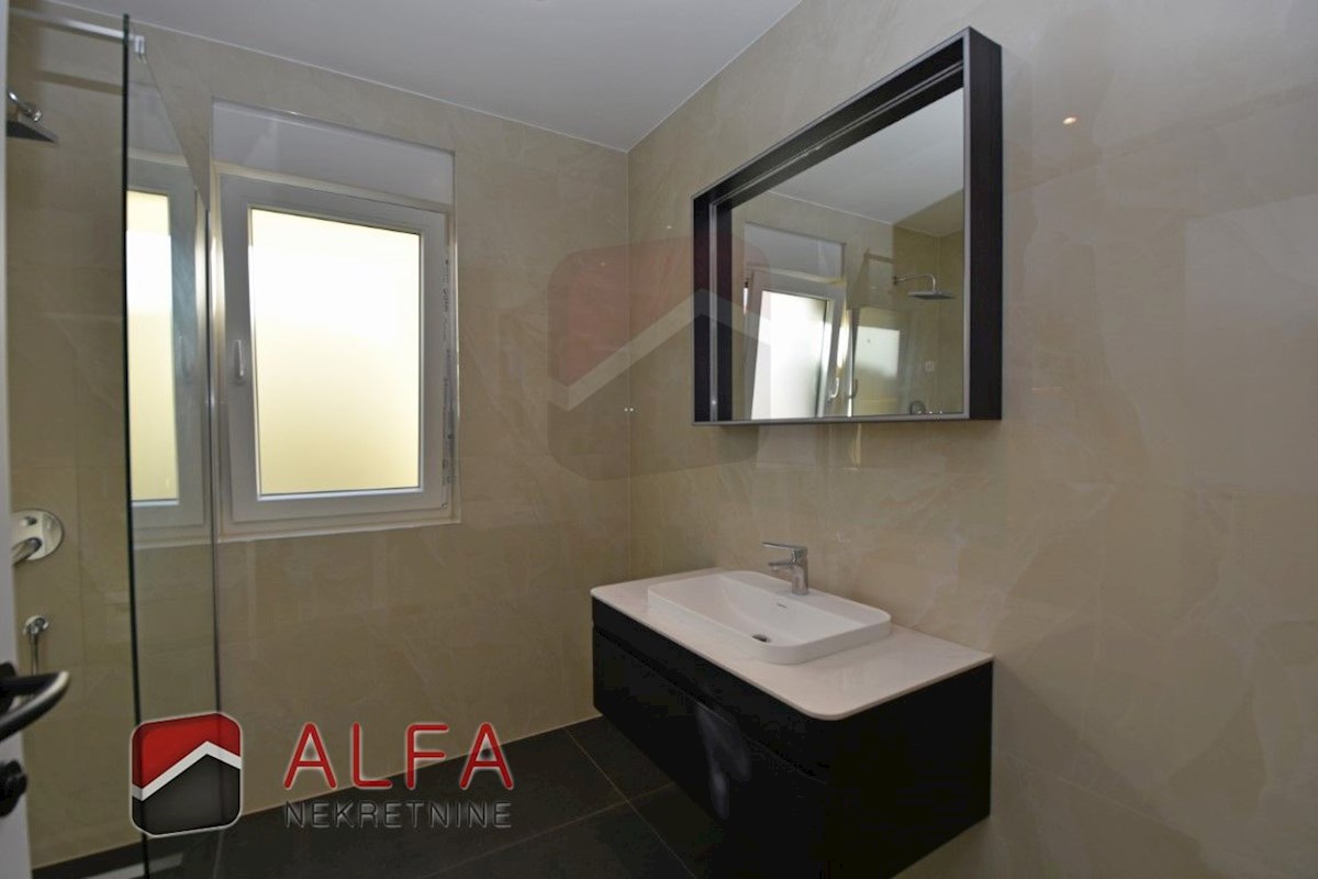 Croazia, Vodice – nuovo appartamento confortevole in vendita, primo piano, riscaldamento a pavimento