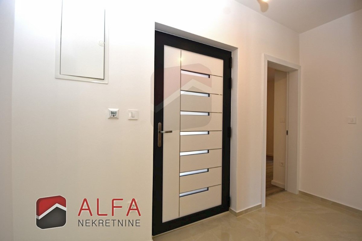 Croazia, Vodice – nuovo appartamento confortevole in vendita, piano terra, giardino, riscaldamento a pavimento