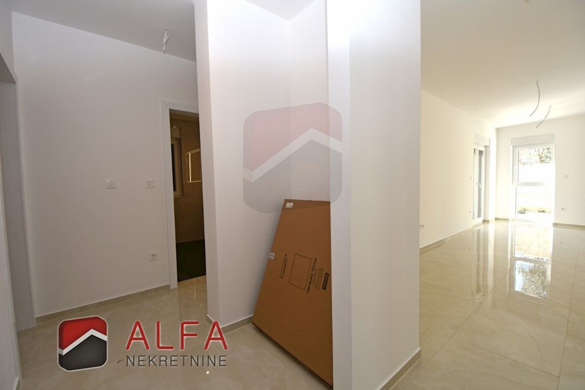 Croazia, Vodice – nuovo appartamento confortevole in vendita, piano terra, giardino, riscaldamento a pavimento