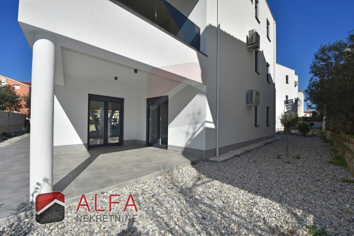 Croazia, Vodice – nuovo appartamento confortevole in vendita, piano terra, giardino, riscaldamento a pavimento