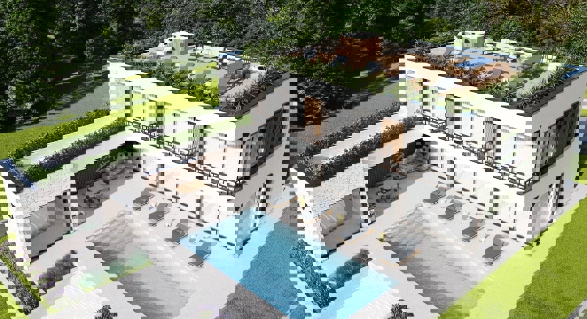 Parenzo, Kaštelir, spaziosa villa con vista e ampio giardino