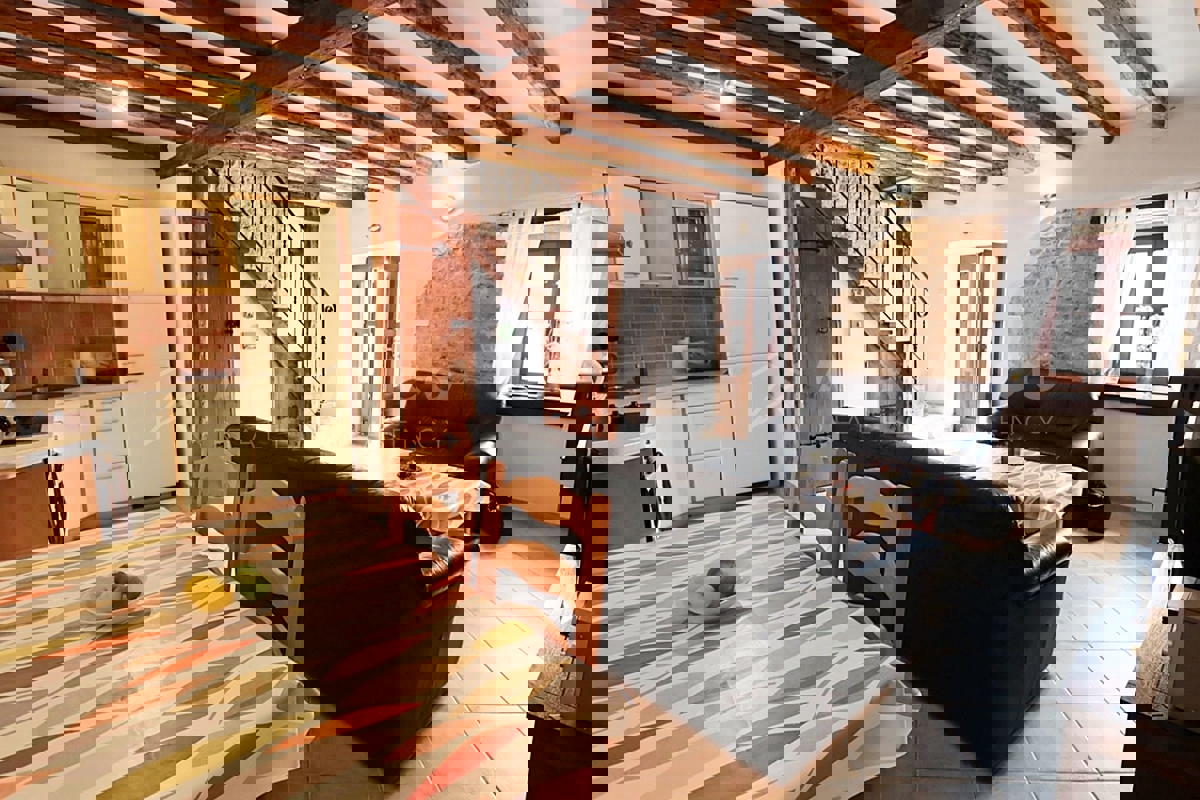 Canfanaro, dintorni, splendida casa in pietra istriana ristrutturata