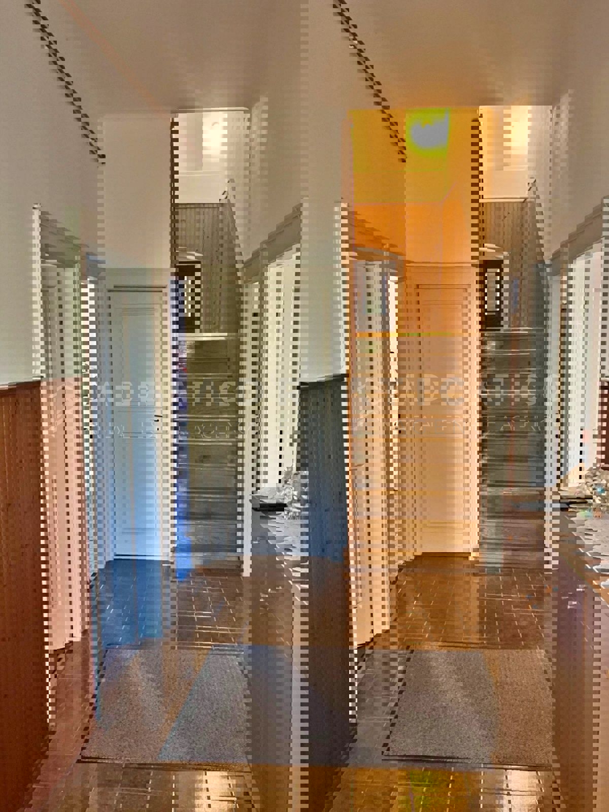 Orsera, casa in pietra a soli 250 metri dal mare