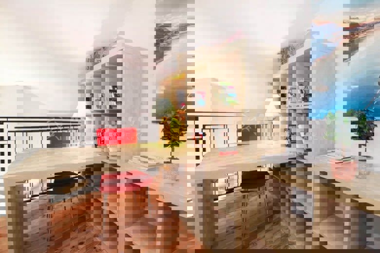 Rovigno, spazioso appartamento su due livelli a 400 m dalle spiagge!