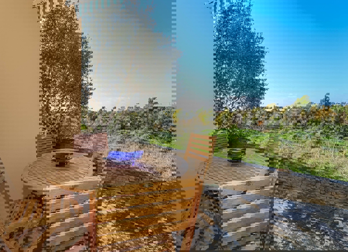 Dignano, Istria – Bella casa bifamiliare in una posizione tranquilla con vista