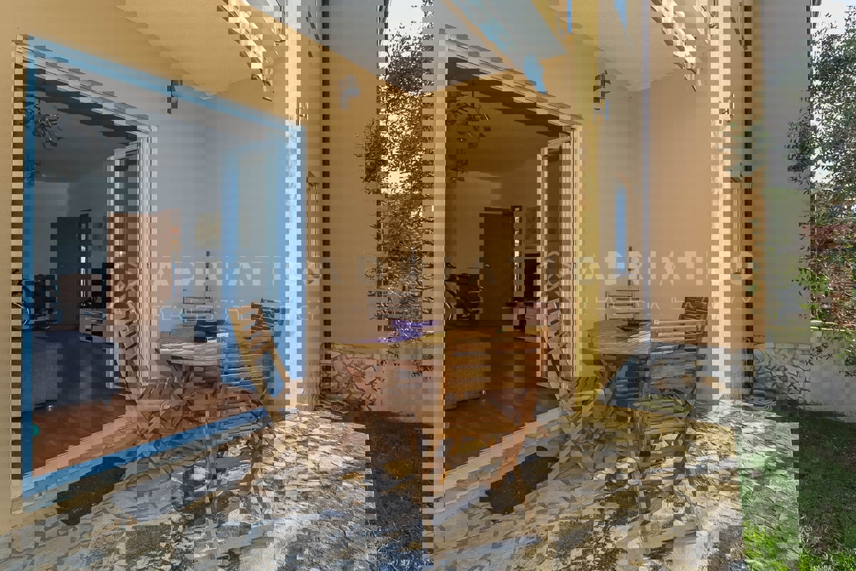 Dignano, Istria – Bella casa bifamiliare in una posizione tranquilla con vista