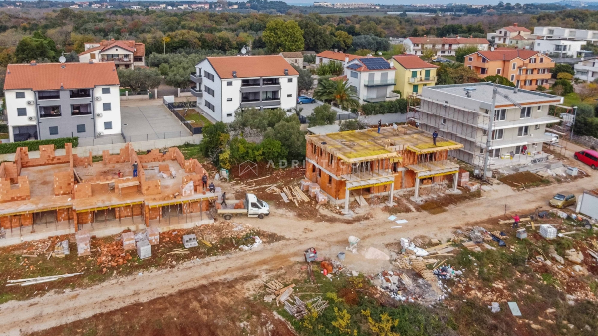 UMAGO, Appartamento nuovo, 2 camere da letto, vista mare