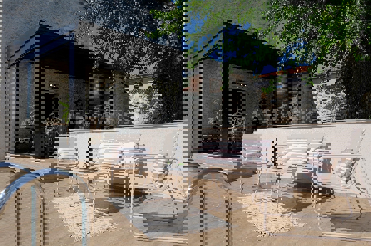 Visignano, Markovac, bella casa in pietra con piscina