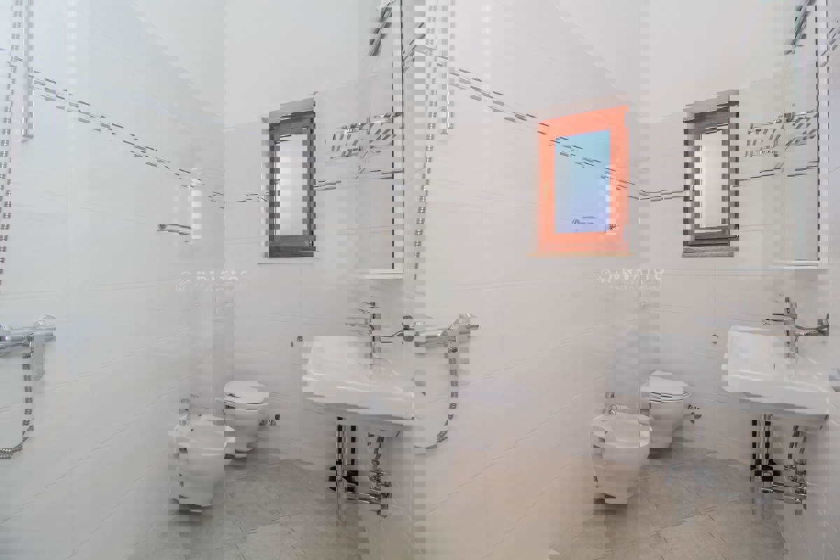 Dintorni di Parenzo, Casa indipendente con piscina e vista mare