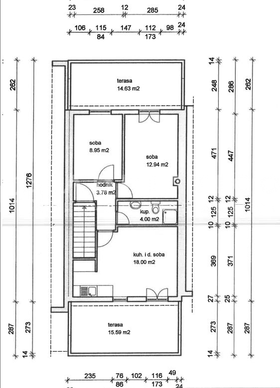 Rovigno, palazzina condominiale 600 metri dal mare