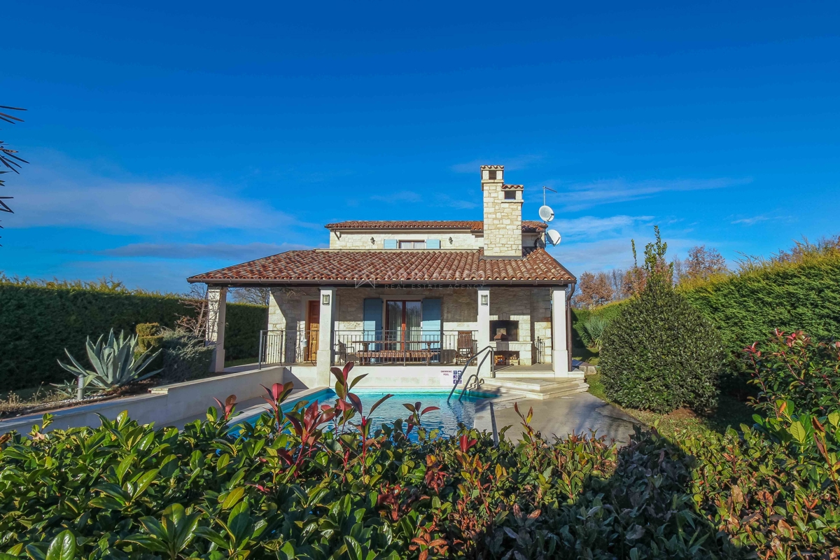 Istria, Tinjan, casa indipendente con piscina