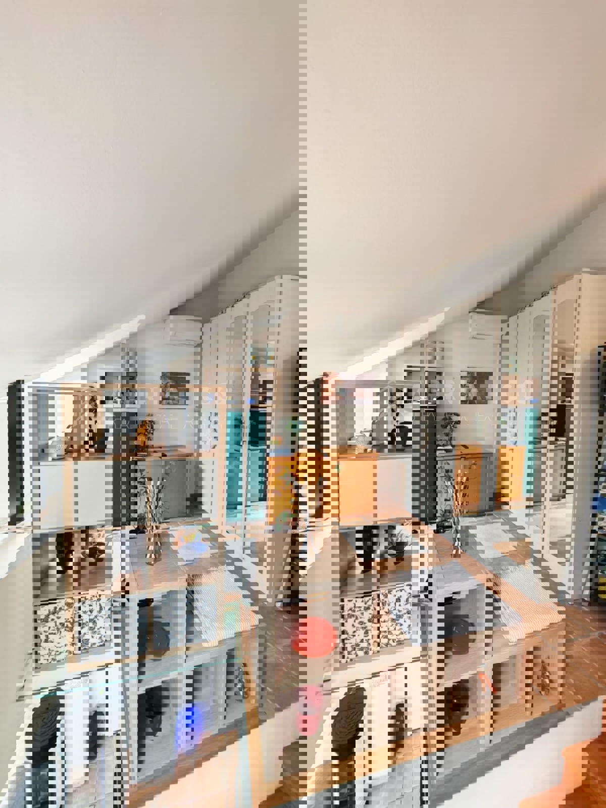 Rovigno, dintorni, appartamento su due piani con due camere da letto