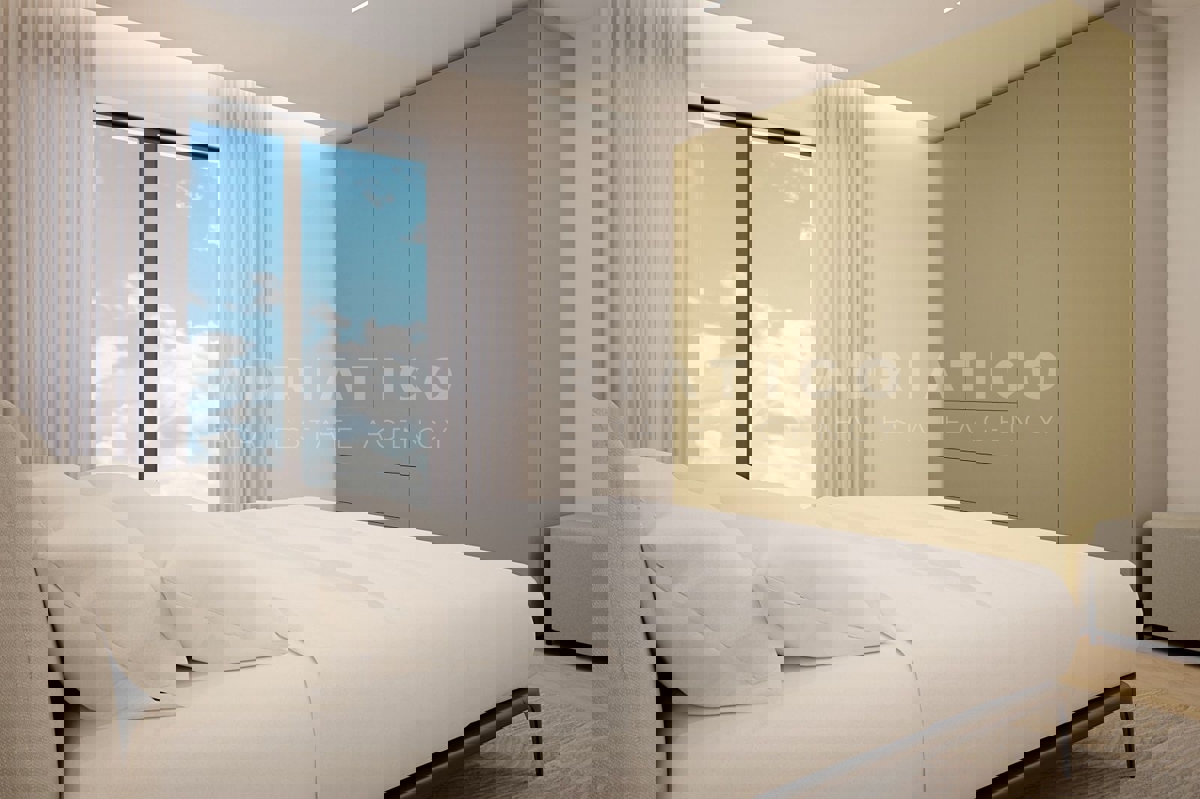 Rovigno, posizione privilegiata, fantastico attico con vista mare