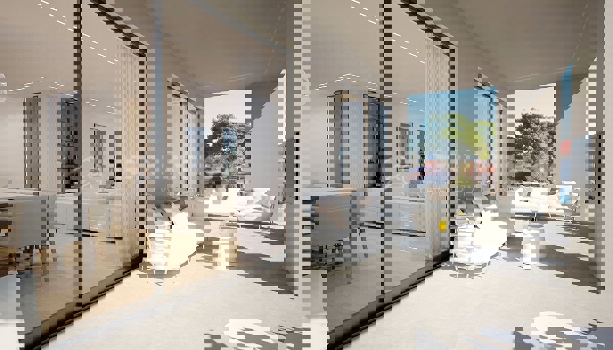 Rovigno, posizione privilegiata, fantastico attico con vista mare