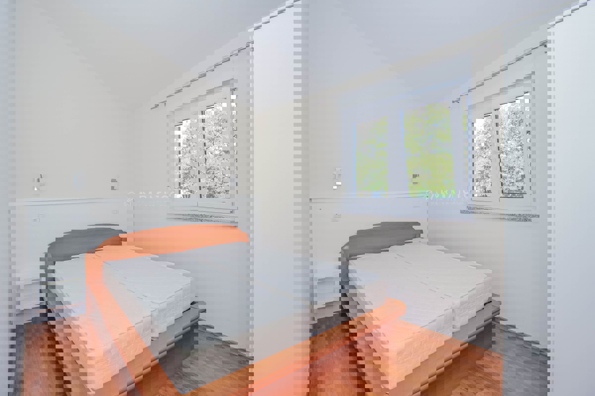 Dintorni di Parenzo, Casa indipendente con piscina e vista mare