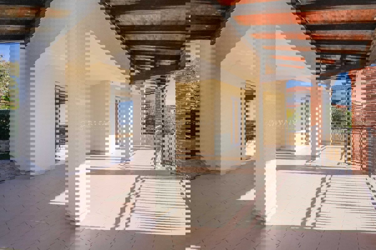 Dintorni di Parenzo, Casa indipendente con piscina e vista mare