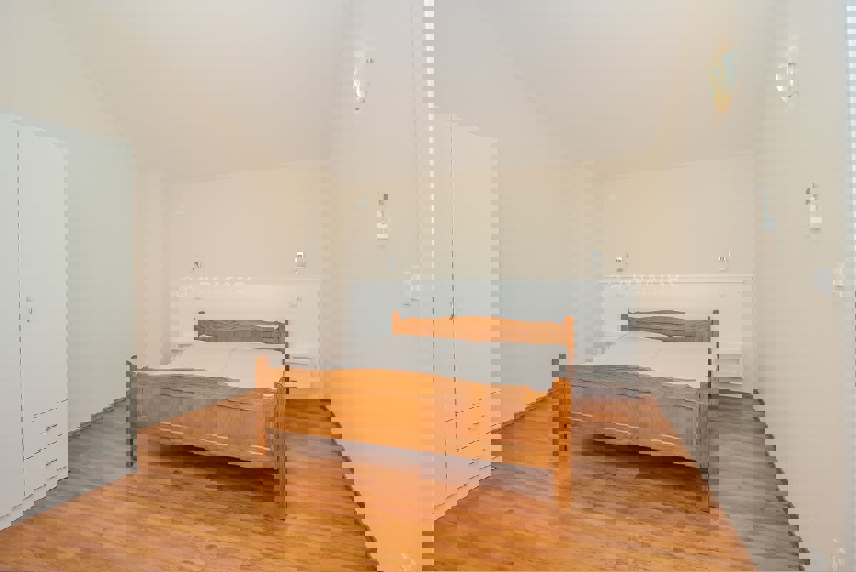 Dintorni di Parenzo, Casa indipendente con piscina e vista mare