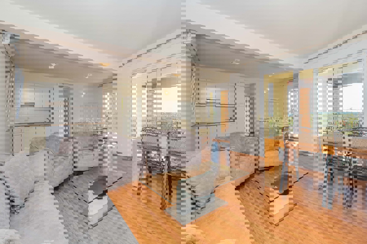 Dintorni di Parenzo, Casa indipendente con piscina e vista mare