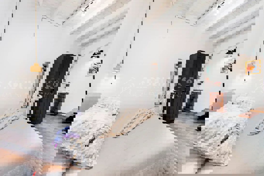 Rovigno, casa con terrazza in centro