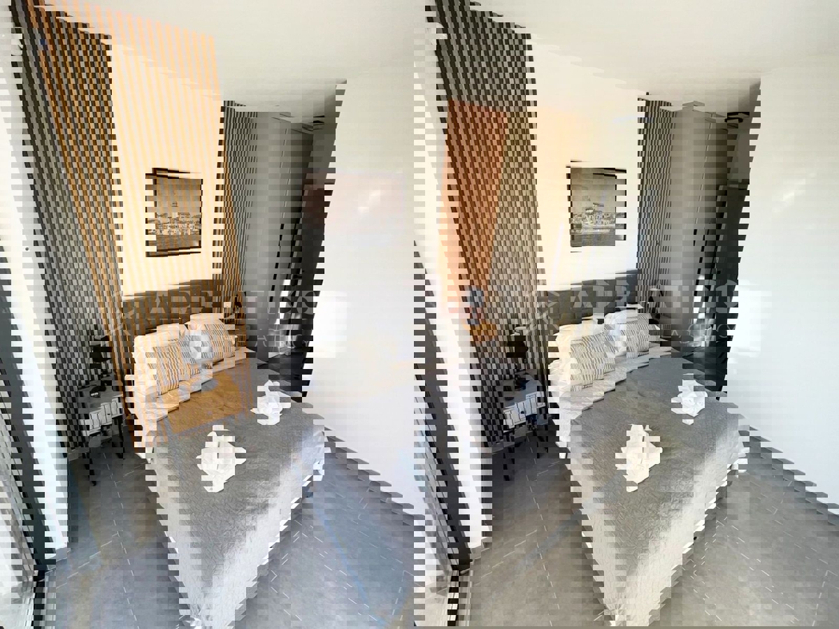 Svetvinčenat, dintorni, villa di lusso con piscina