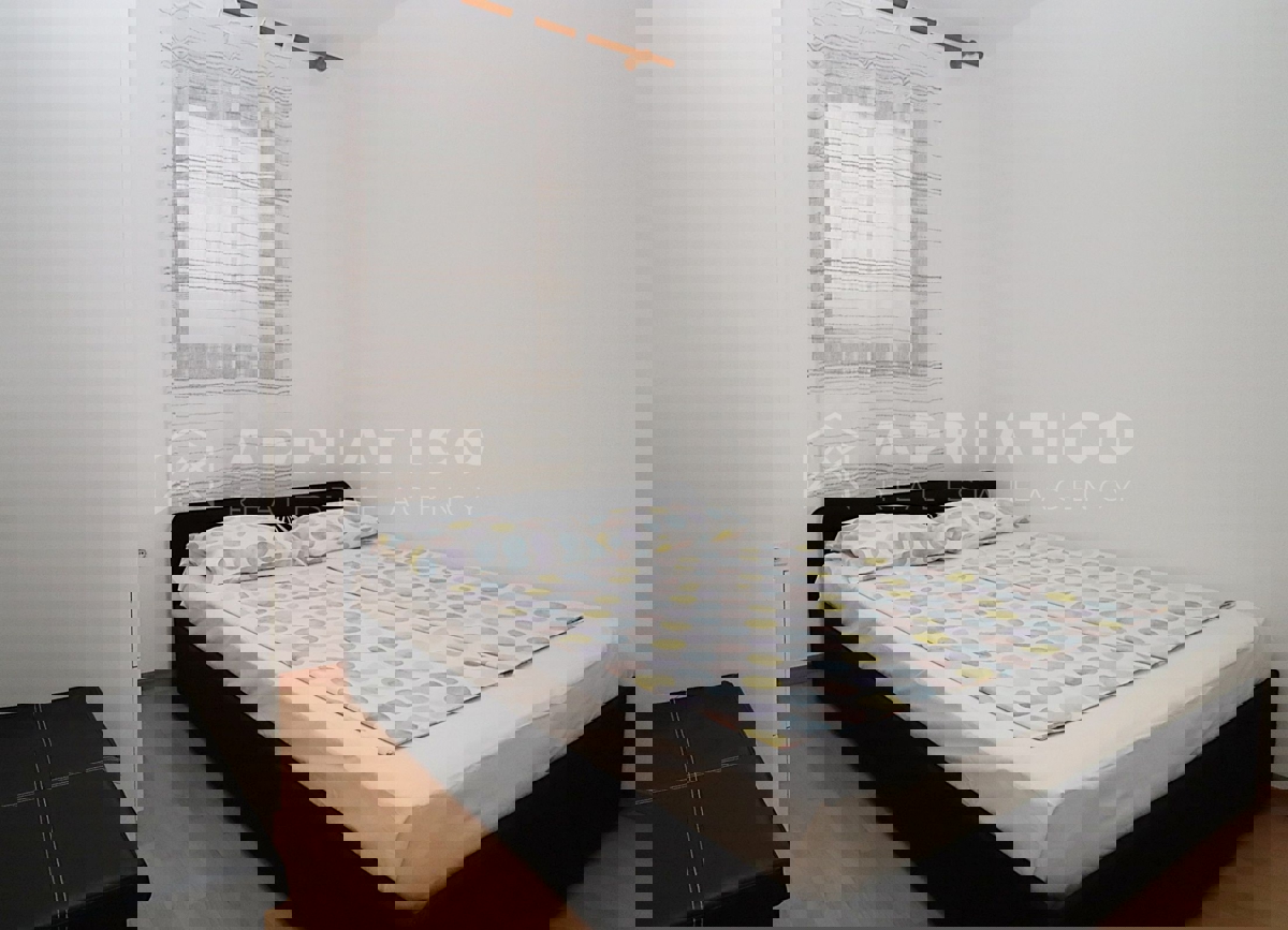 Rovigno, appartamento trilocale in un piccolo edificio residenziale