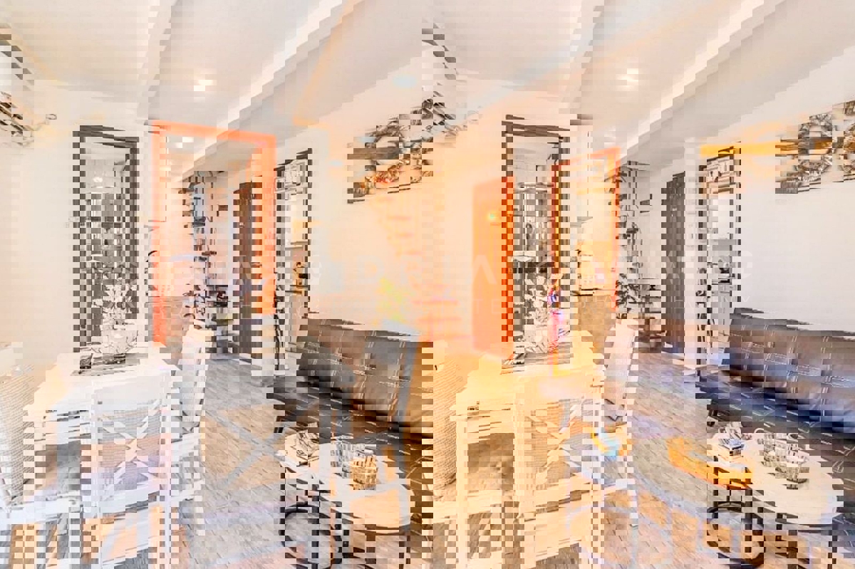 Rovigno, appartamento con due camere da letto nel centro della città