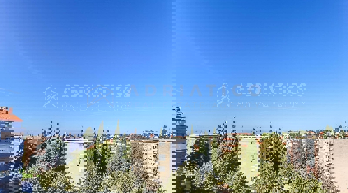 Rovigno, appartamento completamente ristrutturato in ottima posizione