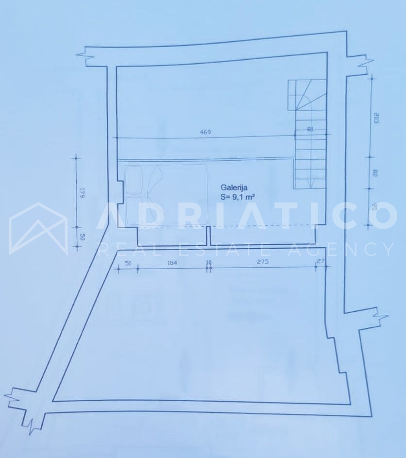 Rovigno, centro storico, elegante appartamento appena ristrutturato