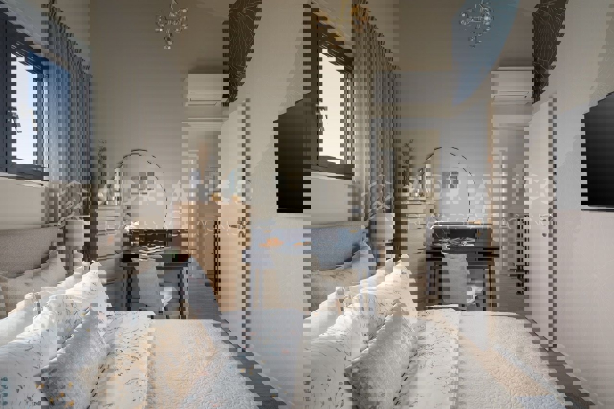 Attraente casa a schiera nuova