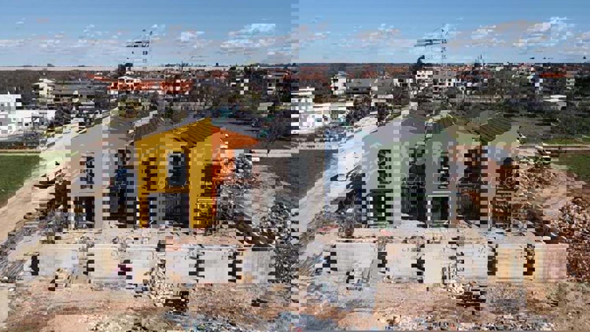 Parenzo, moderna casa bifamiliare