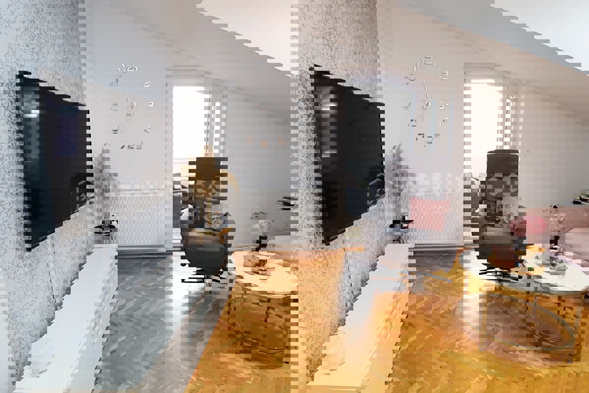 Rovinj, dintorni, appartamento bilocale e ampia terrazza