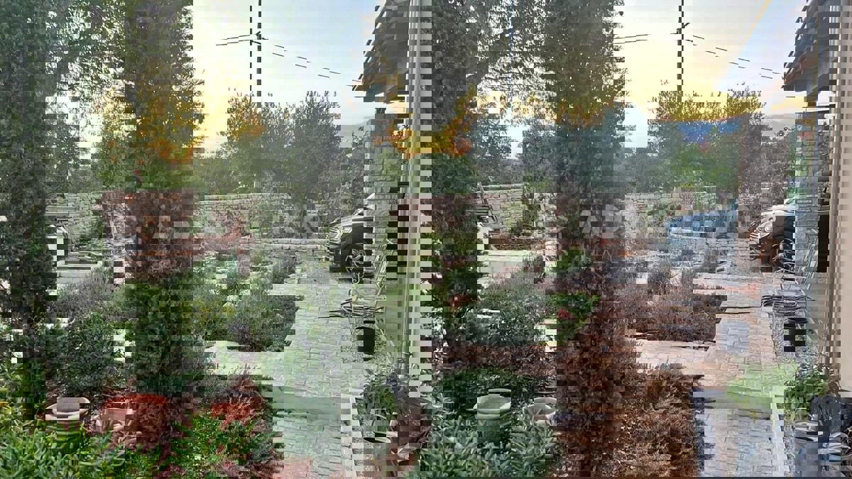 Svetvinčenat: Villa con Piscina in un Paradiso Naturale