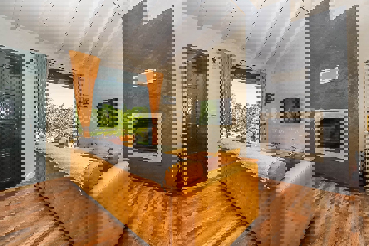 Rovigno, bella casa con ampio giardino