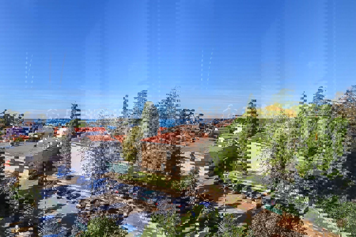 Rovigno, appartamento, una camera da letto, con ascensore e vista mare