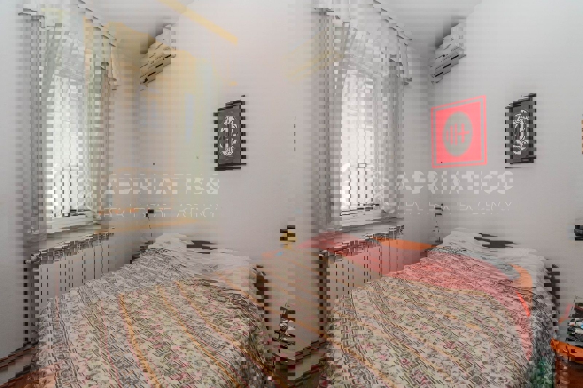 Kanfanar, casa in pietra nel centro del paese