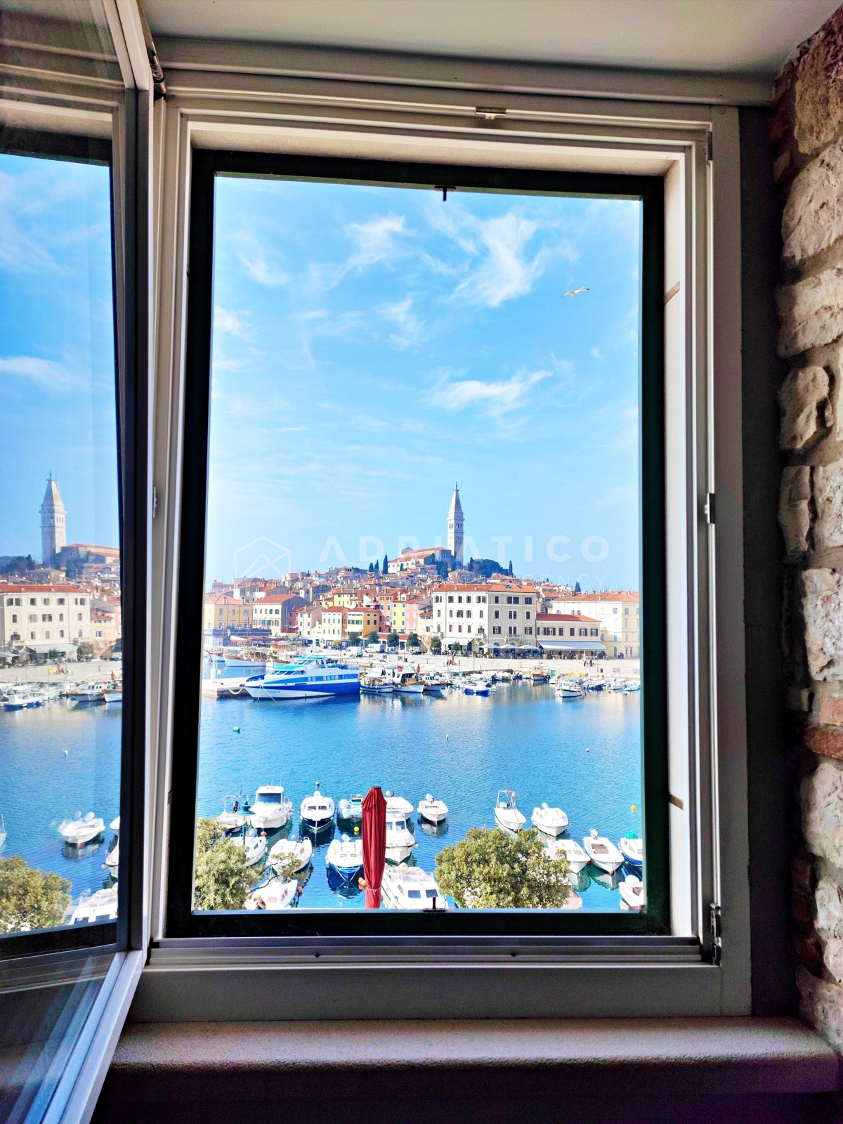 Rovigno, vista panoramica sul mare, spazioso appartamento