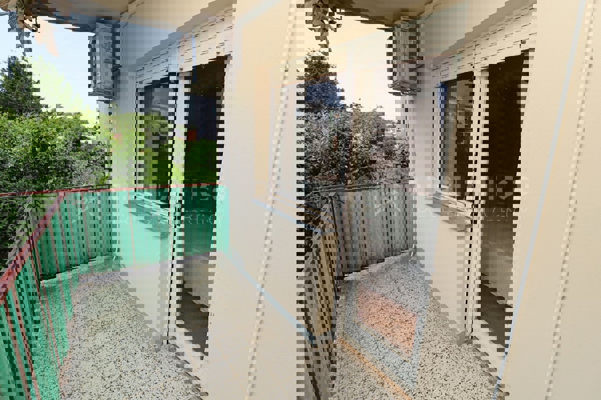 Rovigno,spazioso appartamento con due camere da letto vicino al centro