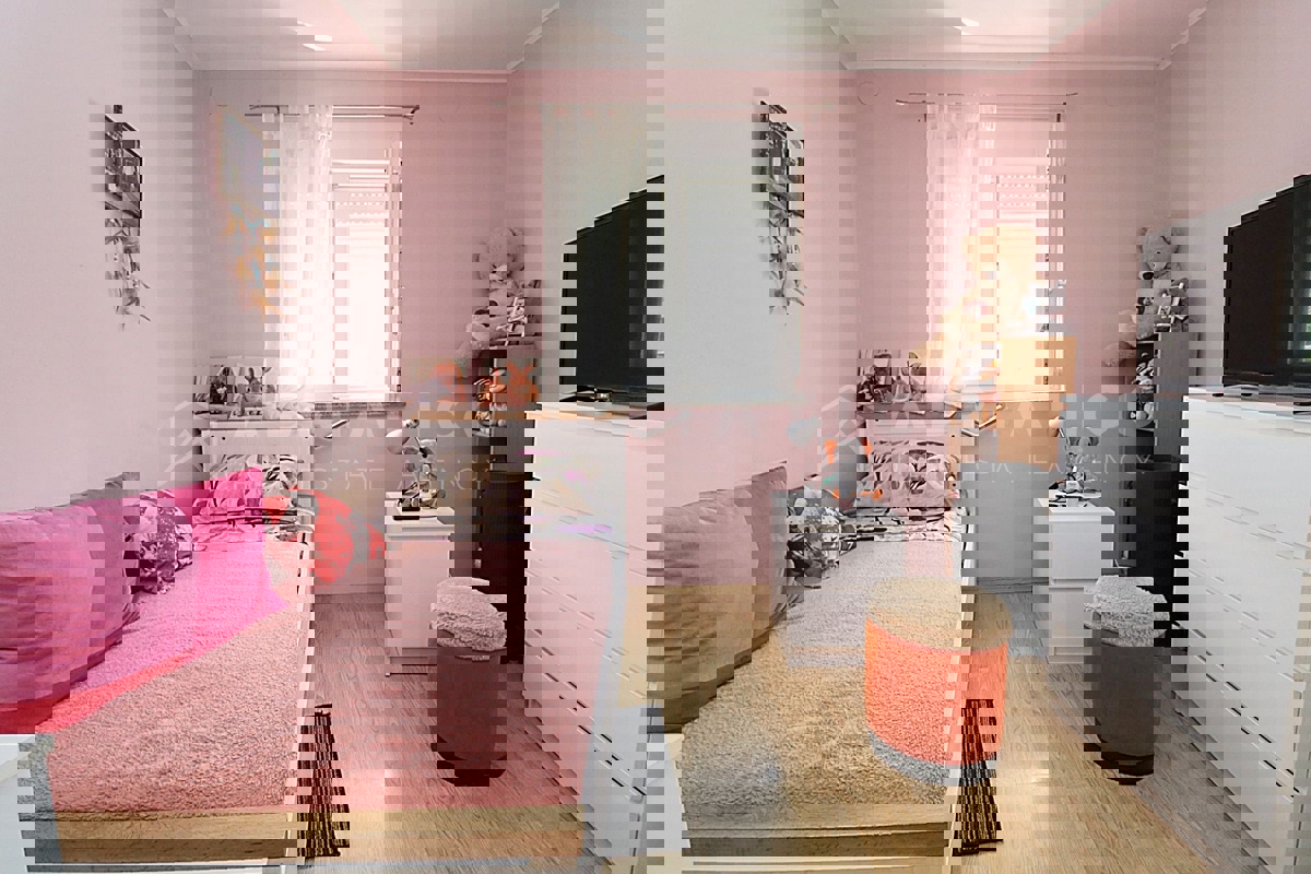 Rovigno, appartamento con due camere da letto vicino al centro