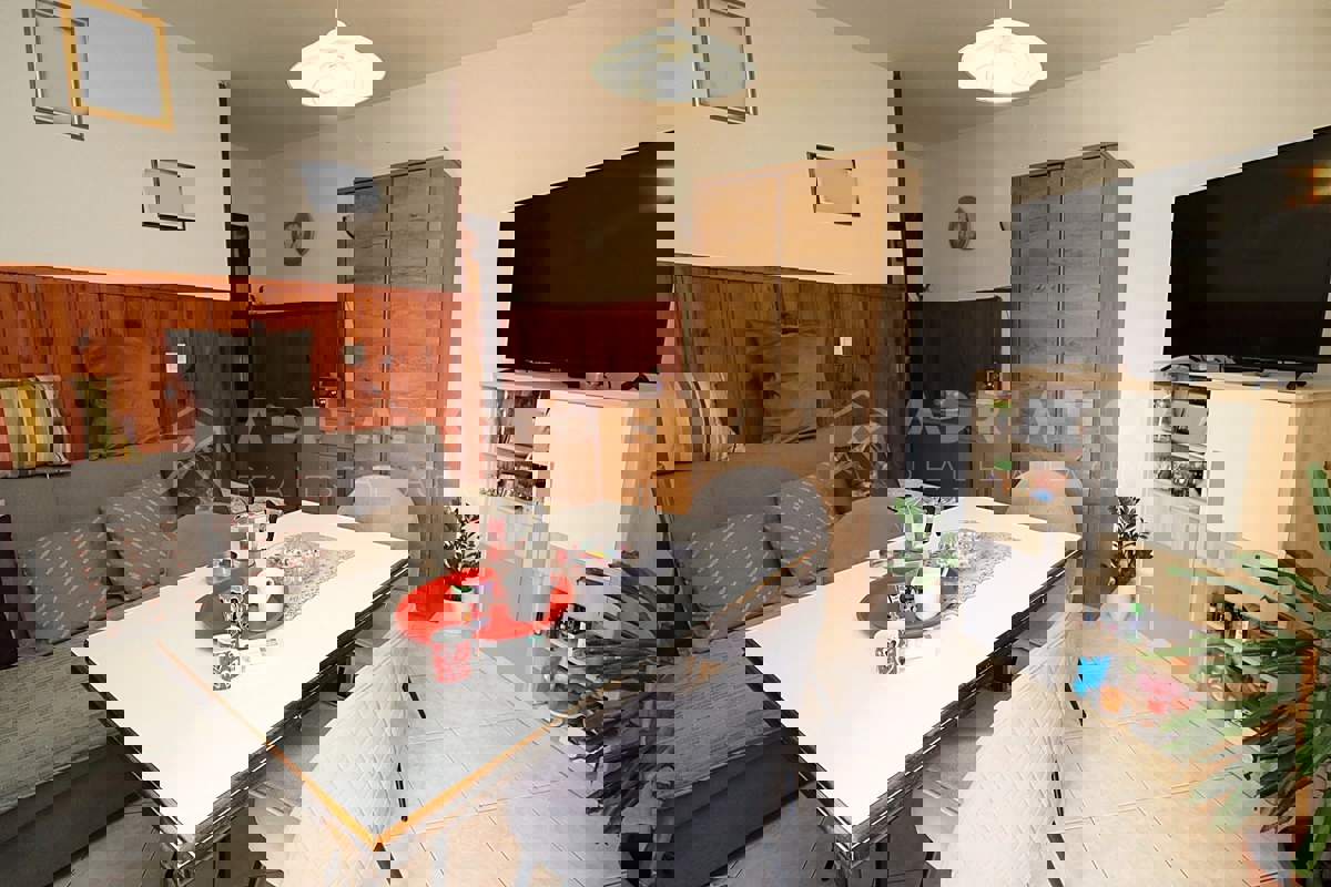 Rovigno, appartamento con due camere da letto vicino al centro