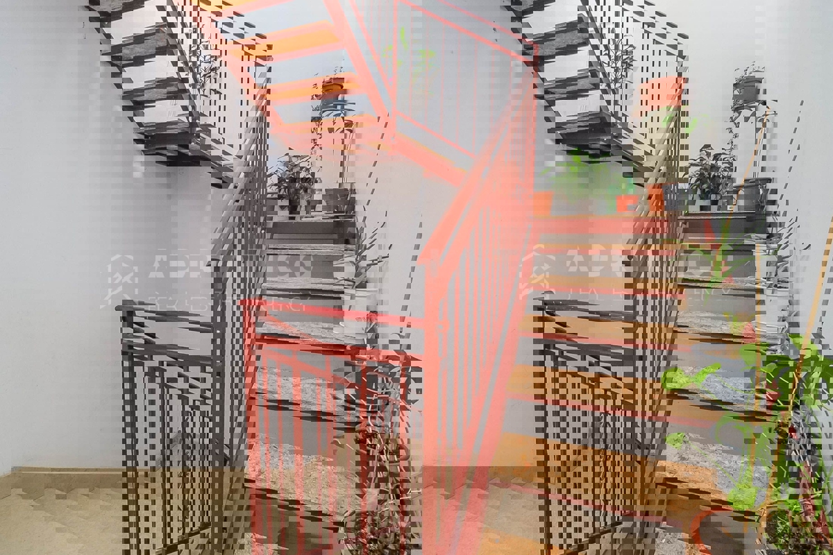 Rovigno, due unità in ottima posizione